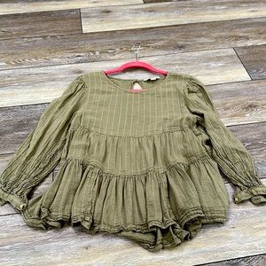 American eagle blouse, in great condition!